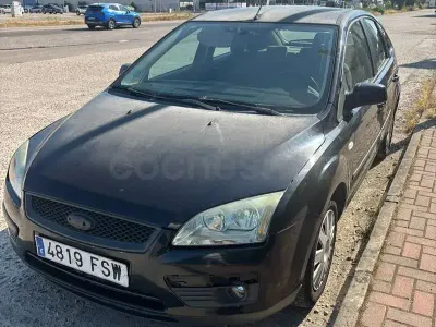Usado Ford Focus Business Edition 100 CV (73 kW) 2007 Negro Berlina