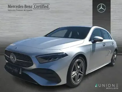 Usado Mercedes A180 136 CV (100 kW) 2025 Gris