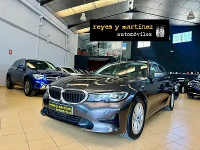 Używany BMW 318 150 KM (110 kW) 2021 Szary Kombi