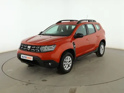 Usado Dacia Duster Comfort 116 CV (85 kW) 2022 Rojo SUV