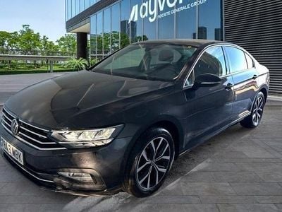 Usado 2022 VW Passat Executive Berlina | 21.800 € (Precio justo)