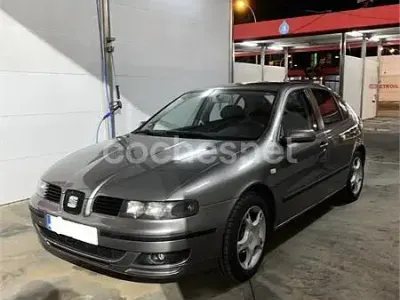 Używany Seat Leon Sport 105 KM (77 kW) 2002 Szary Hatchback