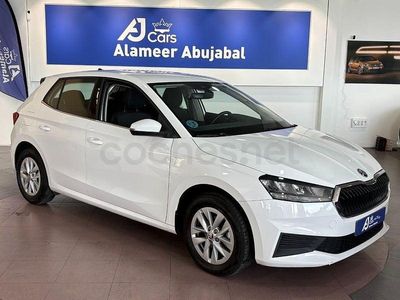 Usado Skoda Fabia Ambition 95 CV (69 kW) 2023 Blanco Utilitario