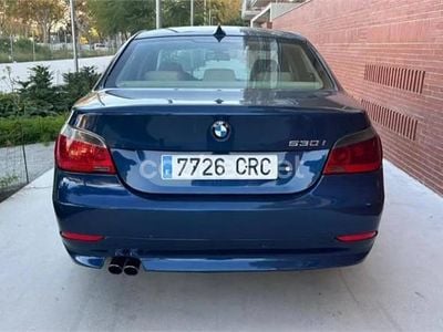 Usado BMW 530 Exclusive 231 CV (169 kW) 2004 Azul Berlina
