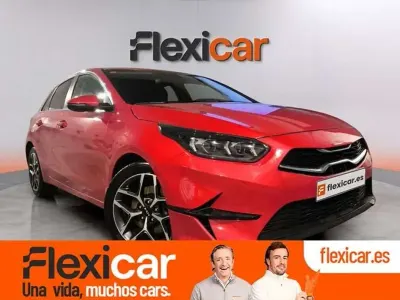 Usado Kia Ceed 101 CV (74 kW) 2021 Rojo Utilitario