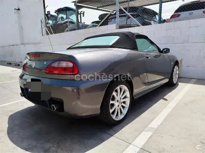 Usado MG TF 160 CV (117 kW) 2002 Gris / plata Descapotable