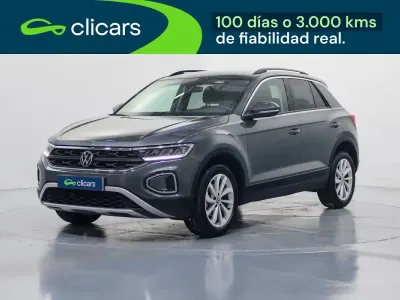 Usado VW T-Roc Life 115 CV (84 kW) 2022 Gris SUV