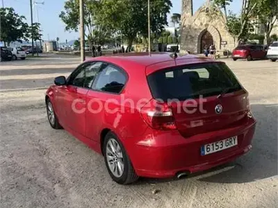 Usado BMW 118 143 CV (105 kW) 2009 Rojo Utilitario