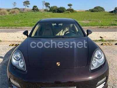 Käytetty Porsche Panamera Platinum Edition 250 HP (183 kW) 2013 Punainen Viistoperä