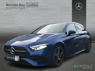 Usado Mercedes A200 150 CV (110 kW) 2025 Azul Berlina
