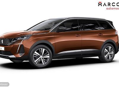 Usado Peugeot 5008 Allure 2023 Bronce Monovolumen