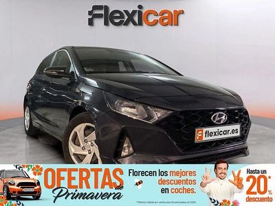 Usado Hyundai i20 100 CV (73 kW) 2022 Negro Berlina