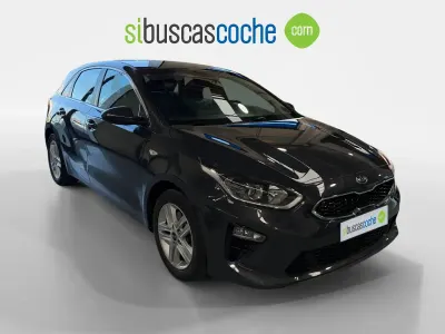 Usado Kia Ceed 120 CV (88 kW) 2021 Gris/plata Utilitario