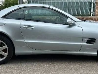 Usado Mercedes SL500 306 CV (225 kW) 2002 Gris / plata Descapotable