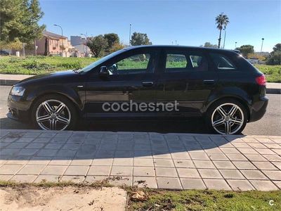 Usado Audi A3 Ambition 140 CV (102 kW) 2011 Negro Utilitario