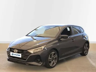 Usado Hyundai i20 N Line 80 CV (58 kW) 2025 Gris Utilitario
