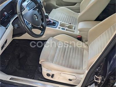 Azul Usado 2016 VW Passat Sportline Familiar | 17.000 € (Caro)