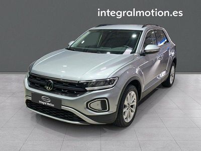 Usado VW T-Roc Life 150 CV (110 kW) 2023 Gris SUV