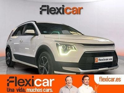Blanco Usado 2023 Kia Niro SUV | 24.890 € (Precio justo)