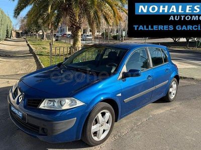 Usado Renault Mégane II Dynamique 105 CV (77 kW) 2006 Azul Berlina