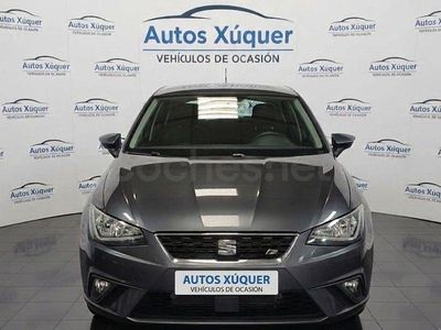Usado Seat Ibiza Style Plus 95 CV (69 kW) 2019 Gris / plata Utilitario