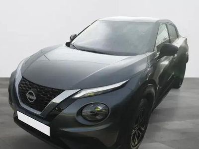 Usado Nissan Juke N-Connecta 114 CV (83 kW) 2025 Skline grey (metalizado) techo SUV