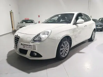 Usado Alfa Romeo Giulietta 120 CV (88 kW) 2016 Blanco Utilitario