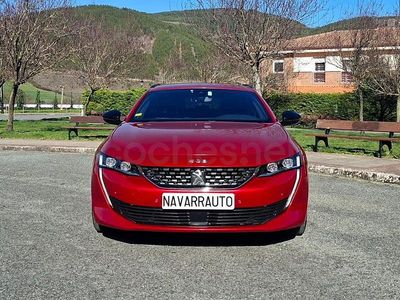 Usado Peugeot 508 SW GT-line 130 CV (95 kW) 2020 Granate Familiar