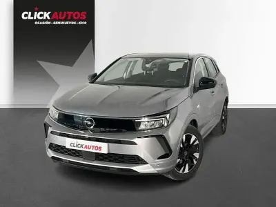Usado Opel Grandland X Design & Tech 130 CV (95 kW) 2023 Gris / plata SUV