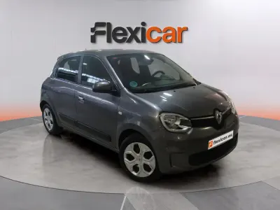Usado Renault Twingo Zen 60 kW (82 CV) 2021 Gris Utilitario