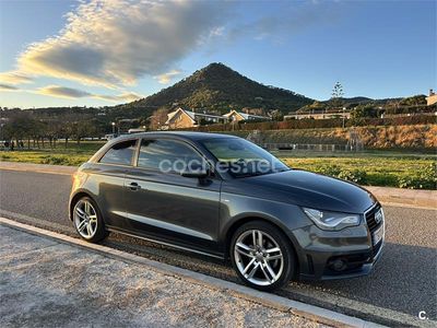 Usado Audi A1 Ambition 122 CV (89 kW) 2011 Gris / plata Utilitario