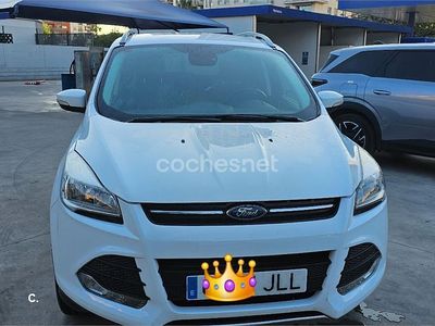 Usado Ford Kuga Titanium 150 HP (110 kW) 2016 Branco SUV