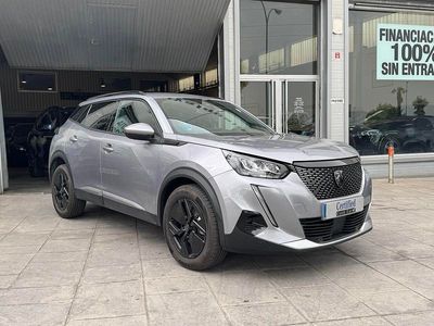 Usado Peugeot 2008 Allure 130 CV (95 kW) 2023 Gris SUV