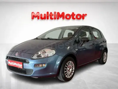 Usado Fiat Punto 77 CV (56 kW) 2018 Azul Utilitario