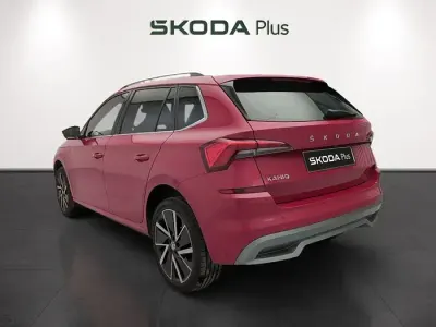 Usado Skoda Kamiq Sport 110 CV (80 kW) 2023 Rojo SUV
