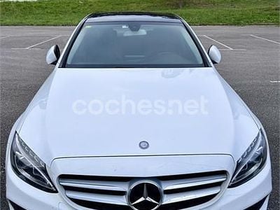 Usado Mercedes C220 AMG line 170 CV (125 kW) 2015 Blanco Familiar