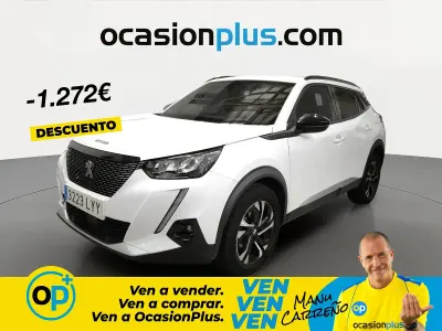 Usado Peugeot 2008 Allure 100 CV (73 kW) 2022 Blanco SUV