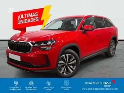 Usado Skoda Kodiaq Selection 204 CV (150 kW) 2025 Rojo SUV
