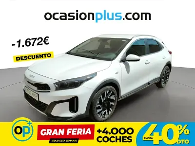 Usado Kia XCeed 100 CV (73 kW) 2025 Blanco SUV