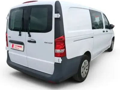 Usado Mercedes Vito 136 CV (100 kW) 2022 Blanco Van