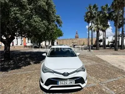Usado Toyota Avensis
