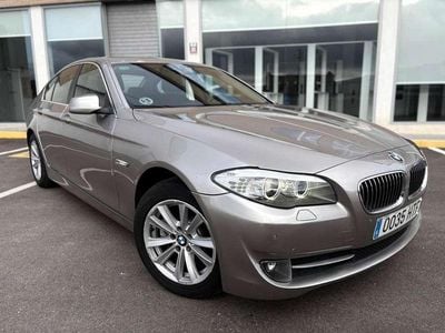 Gris Usado 2013 BMW 520 Sport Line Berlina | 6499 € (Precio justo)