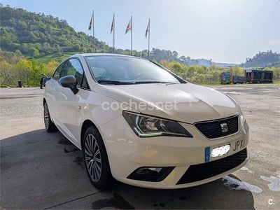 Usado Seat Ibiza SC CONNECT 95 CV (69 kW) 2016 Blanco Utilitario