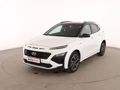 Usado Hyundai Kona N Line 120 CV (88 kW) 2021 Blanco SUV