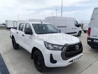 Usado Toyota HiLux 150 CV (110 kW) 2021 Blanco Pickup/Camioneta