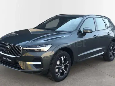 Nuevo Volvo XC60 Core 250 CV (183 kW) 2026 Verde SUV