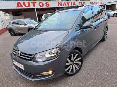 Gris / plata Usado 2016 VW Sharan Sportline Monovolumen | 25.990 € (Caro)