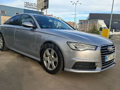 Usado Audi A6 190 CV (139 kW) 2017 Gris / plata Berlina