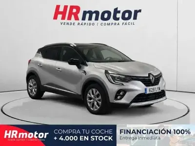 Usado Renault Captur Zen 90 HP (66 kW) 2022 Cinzento SUV