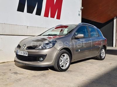 Beige Usado 2009 Renault Clio GrandTour Authentique Familiar | 4900 € (Precio justo)